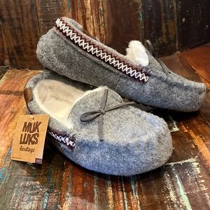 Muk Luks